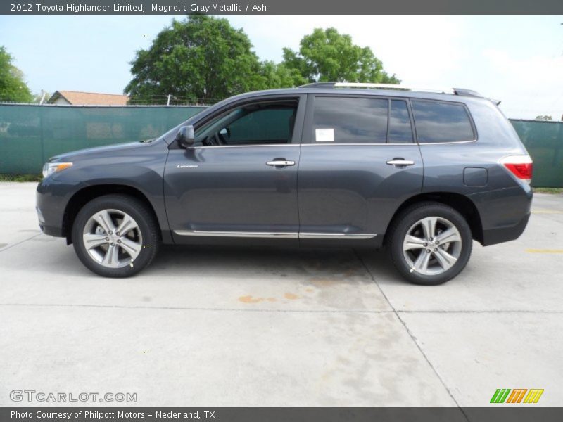 Magnetic Gray Metallic / Ash 2012 Toyota Highlander Limited