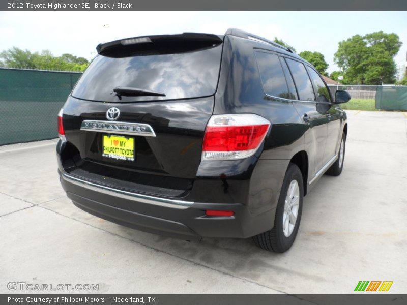 Black / Black 2012 Toyota Highlander SE