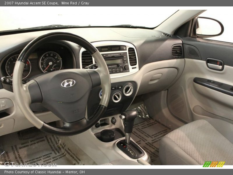 Dashboard of 2007 Accent SE Coupe