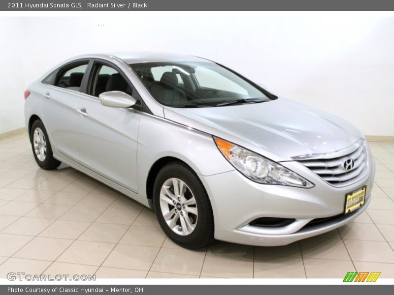 Radiant Silver / Black 2011 Hyundai Sonata GLS