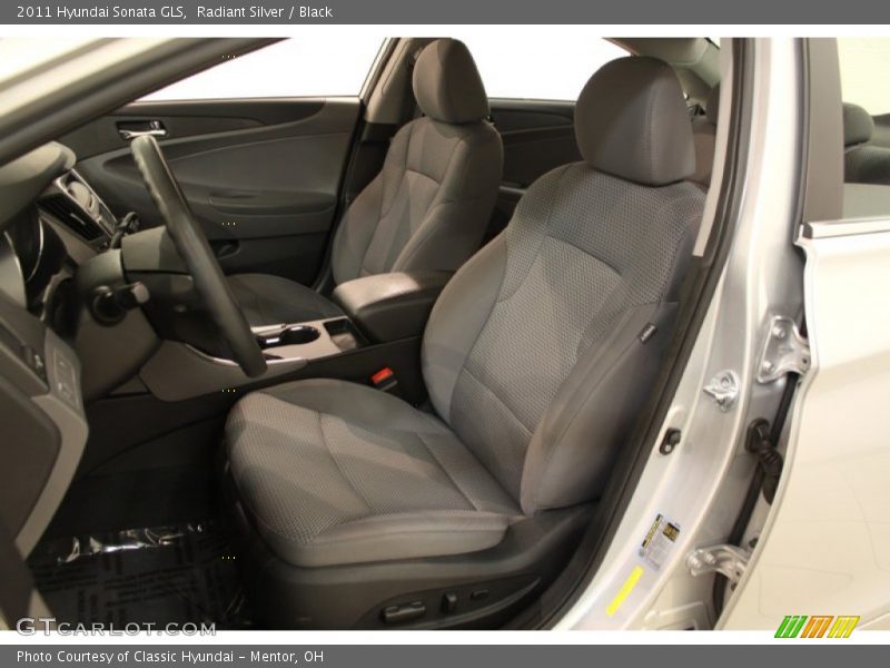 Radiant Silver / Black 2011 Hyundai Sonata GLS