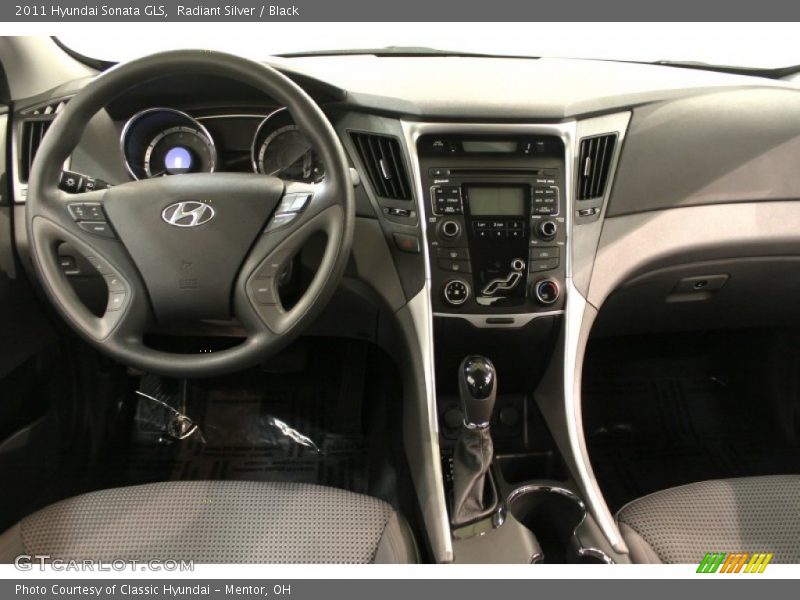 Radiant Silver / Black 2011 Hyundai Sonata GLS