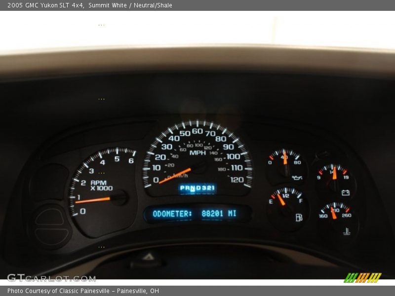 Summit White / Neutral/Shale 2005 GMC Yukon SLT 4x4