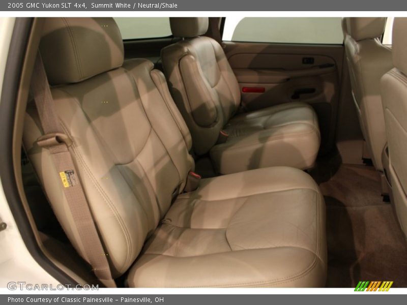 Summit White / Neutral/Shale 2005 GMC Yukon SLT 4x4