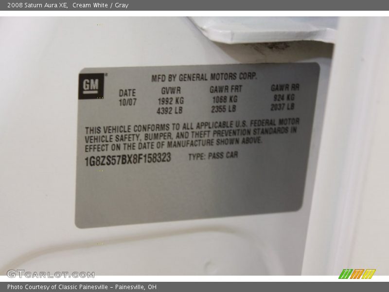 Cream White / Gray 2008 Saturn Aura XE