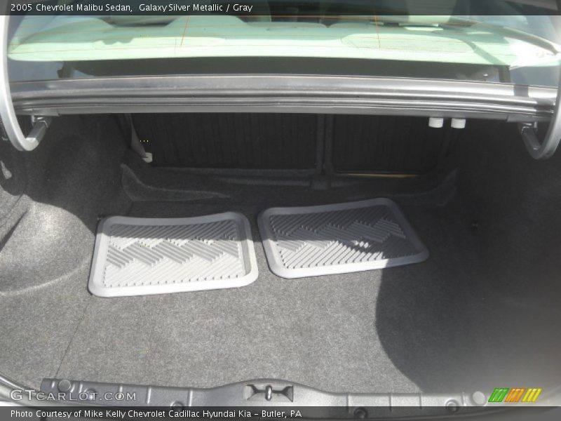 Galaxy Silver Metallic / Gray 2005 Chevrolet Malibu Sedan