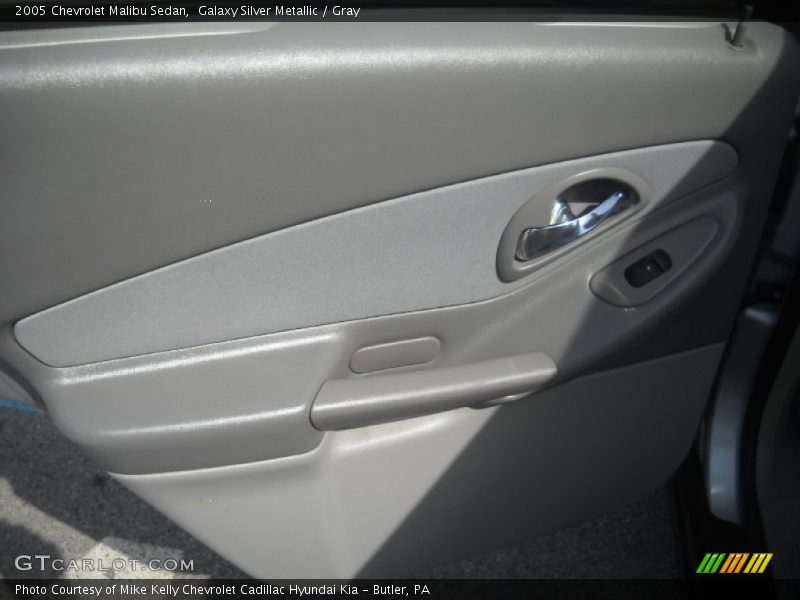 Galaxy Silver Metallic / Gray 2005 Chevrolet Malibu Sedan