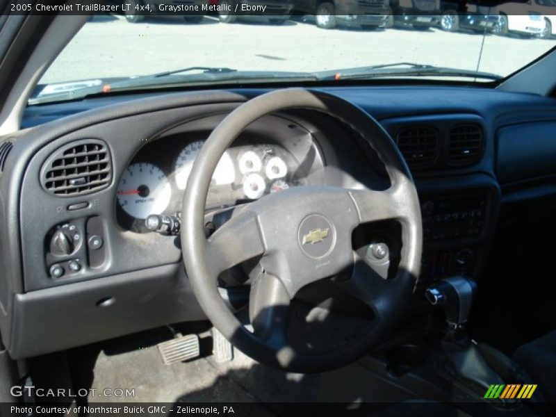 Graystone Metallic / Ebony 2005 Chevrolet TrailBlazer LT 4x4