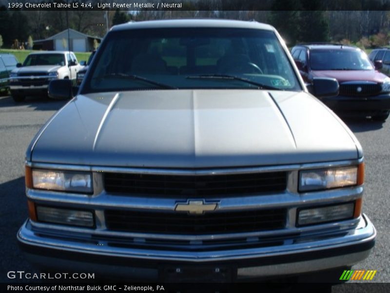 Light Pewter Metallic / Neutral 1999 Chevrolet Tahoe LS 4x4