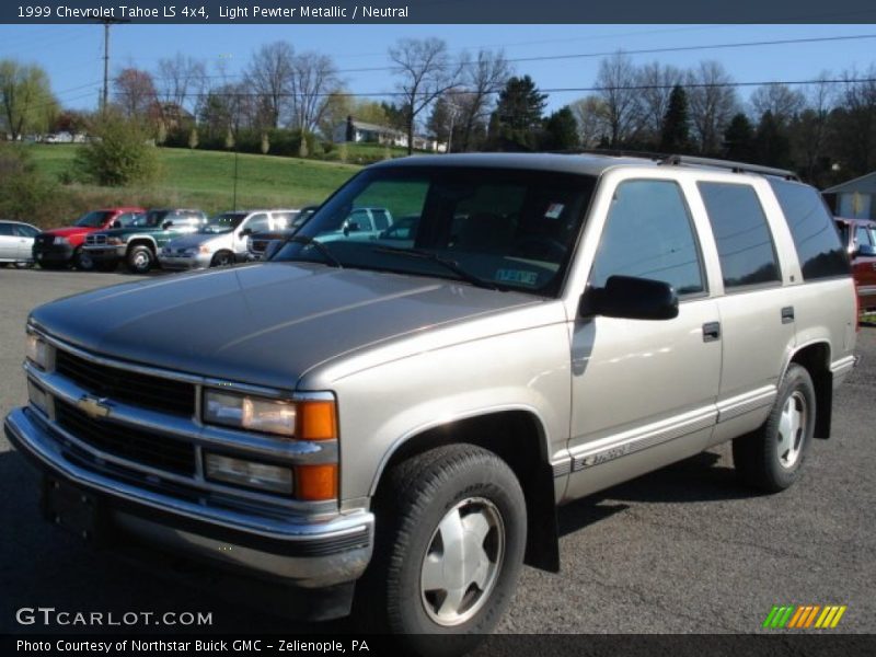 Light Pewter Metallic / Neutral 1999 Chevrolet Tahoe LS 4x4