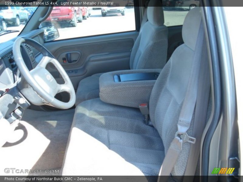 Light Pewter Metallic / Neutral 1999 Chevrolet Tahoe LS 4x4