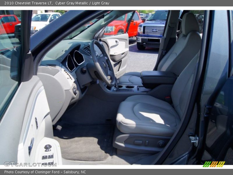 Cyber Gray Metallic / Light Gray 2010 Chevrolet Traverse LT