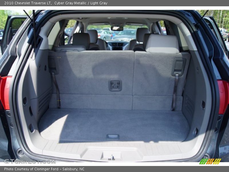 Cyber Gray Metallic / Light Gray 2010 Chevrolet Traverse LT