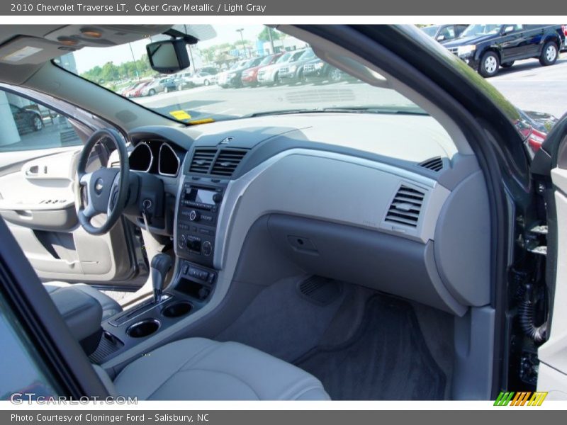 Cyber Gray Metallic / Light Gray 2010 Chevrolet Traverse LT