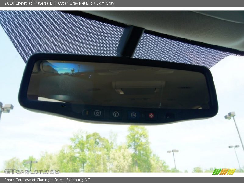Cyber Gray Metallic / Light Gray 2010 Chevrolet Traverse LT