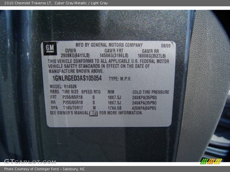 Cyber Gray Metallic / Light Gray 2010 Chevrolet Traverse LT