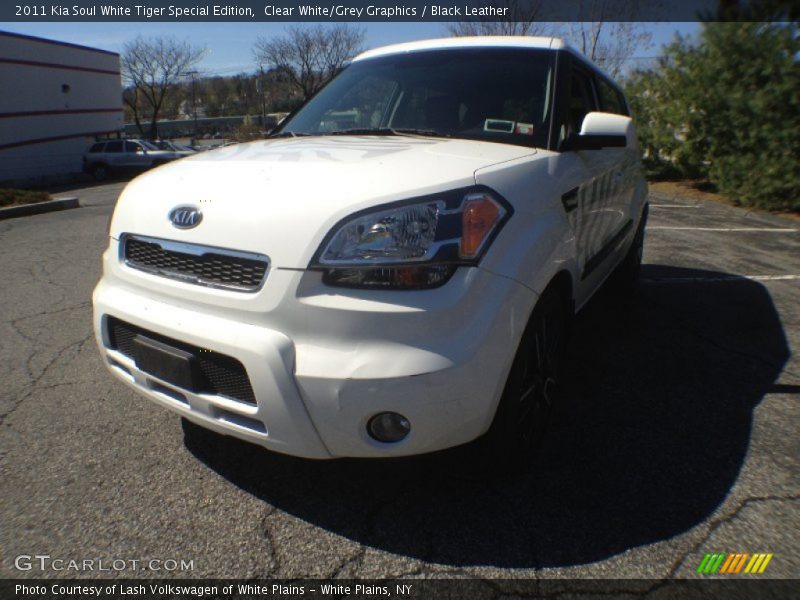 Clear White/Grey Graphics / Black Leather 2011 Kia Soul White Tiger Special Edition
