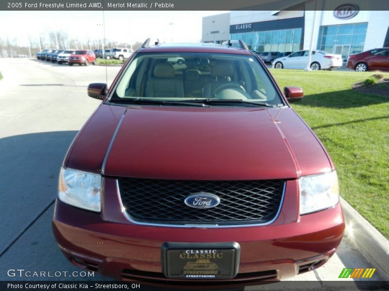 Merlot Metallic / Pebble 2005 Ford Freestyle Limited AWD