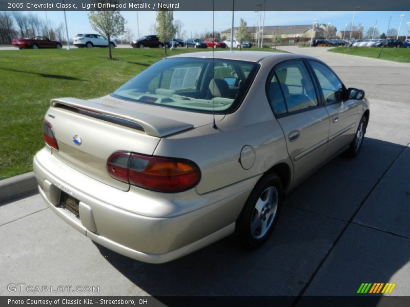 Light Driftwood Metallic / Neutral 2005 Chevrolet Classic