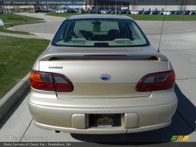 Light Driftwood Metallic / Neutral 2005 Chevrolet Classic