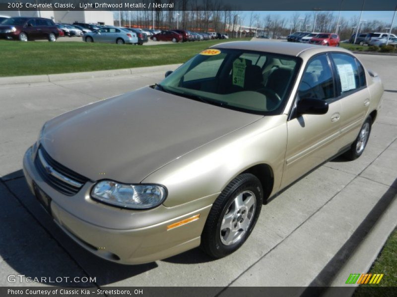 Light Driftwood Metallic / Neutral 2005 Chevrolet Classic