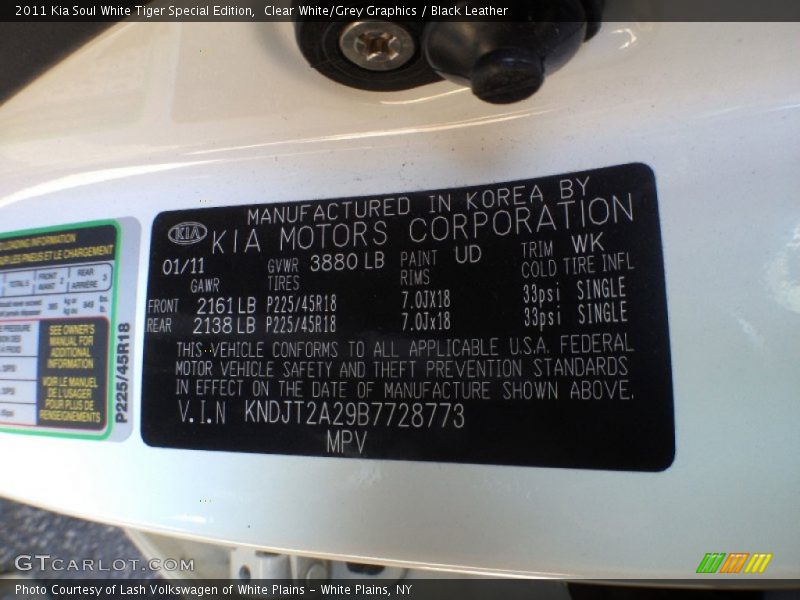 Clear White/Grey Graphics / Black Leather 2011 Kia Soul White Tiger Special Edition