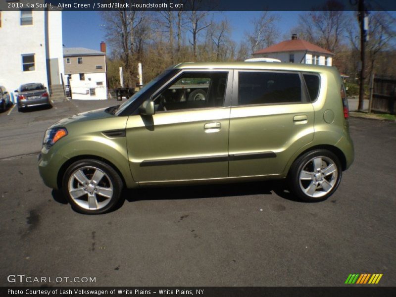 Alien Green / Sand/Black Houndstooth Cloth 2010 Kia Soul !