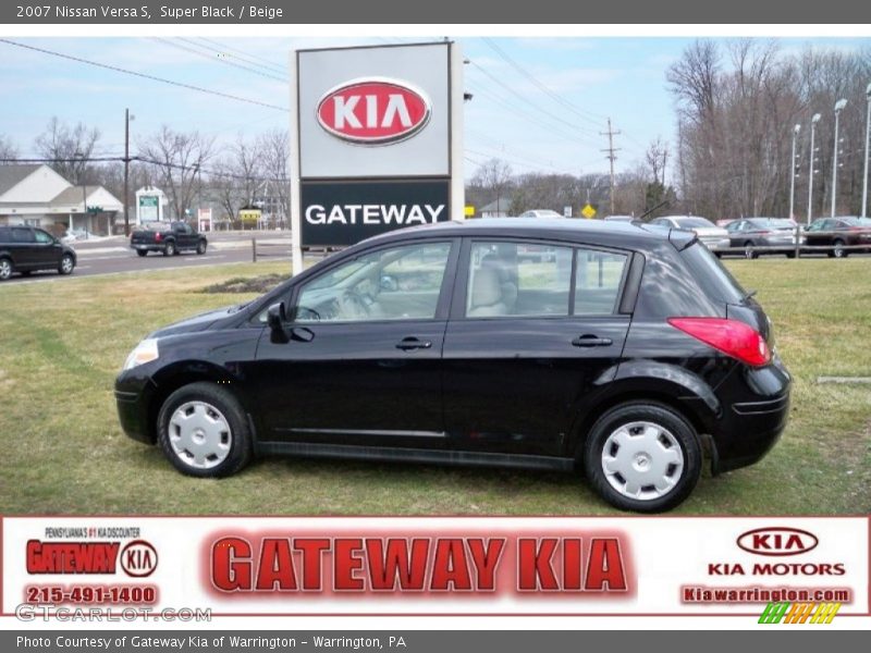 Super Black / Beige 2007 Nissan Versa S