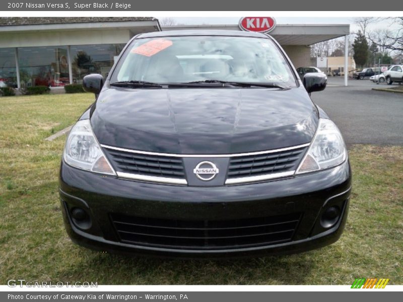 Super Black / Beige 2007 Nissan Versa S