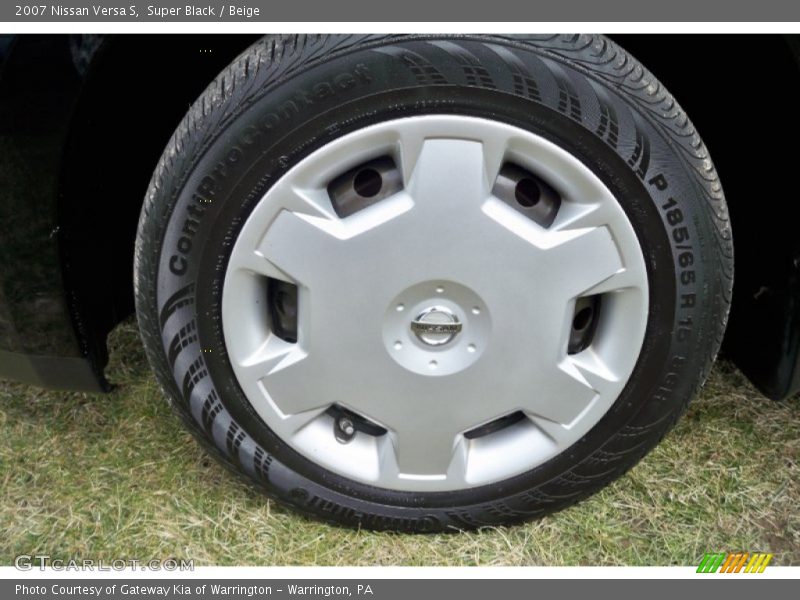 Super Black / Beige 2007 Nissan Versa S