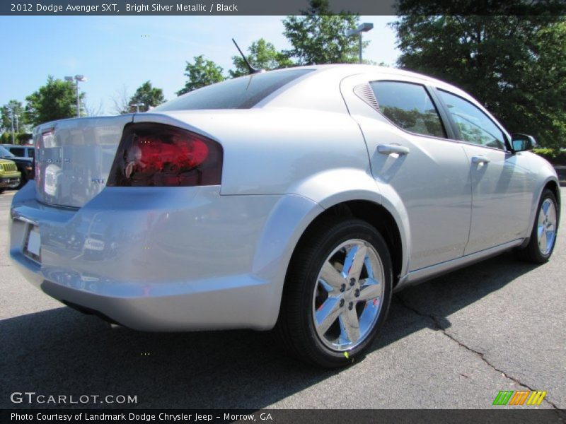 Bright Silver Metallic / Black 2012 Dodge Avenger SXT