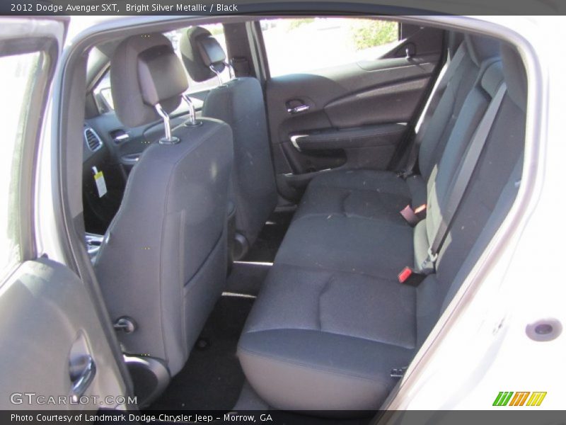 Bright Silver Metallic / Black 2012 Dodge Avenger SXT