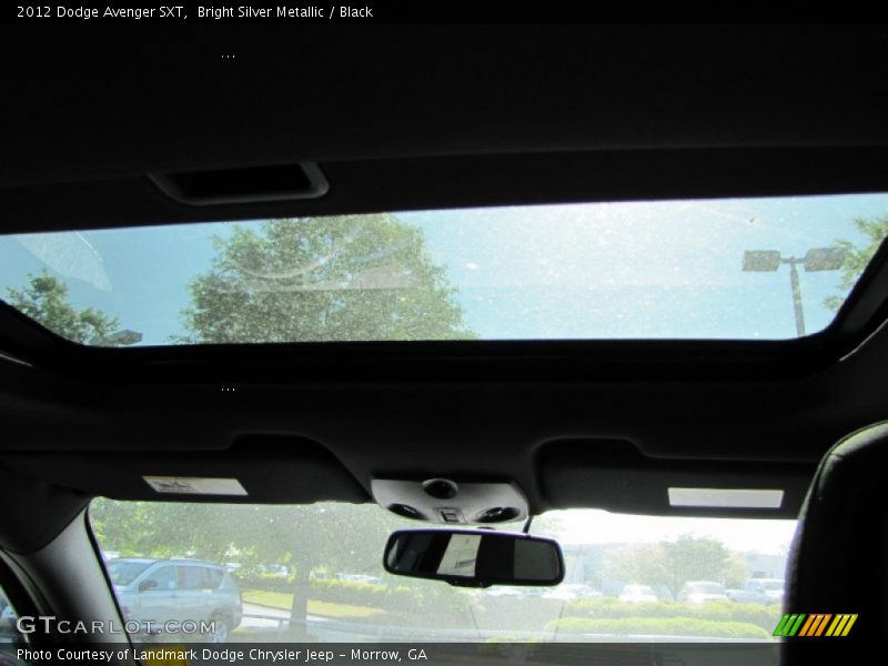 Bright Silver Metallic / Black 2012 Dodge Avenger SXT