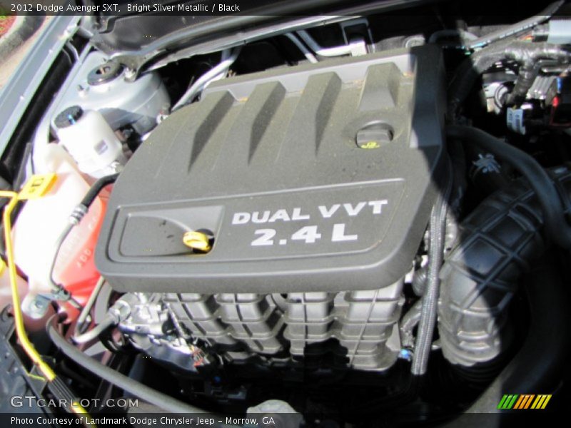 Bright Silver Metallic / Black 2012 Dodge Avenger SXT