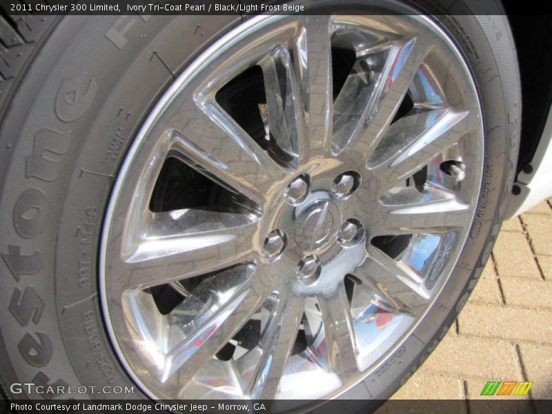 Ivory Tri-Coat Pearl / Black/Light Frost Beige 2011 Chrysler 300 Limited
