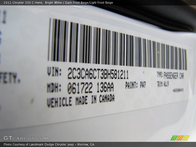 Bright White / Dark Frost Beige/Light Frost Beige 2011 Chrysler 300 C Hemi