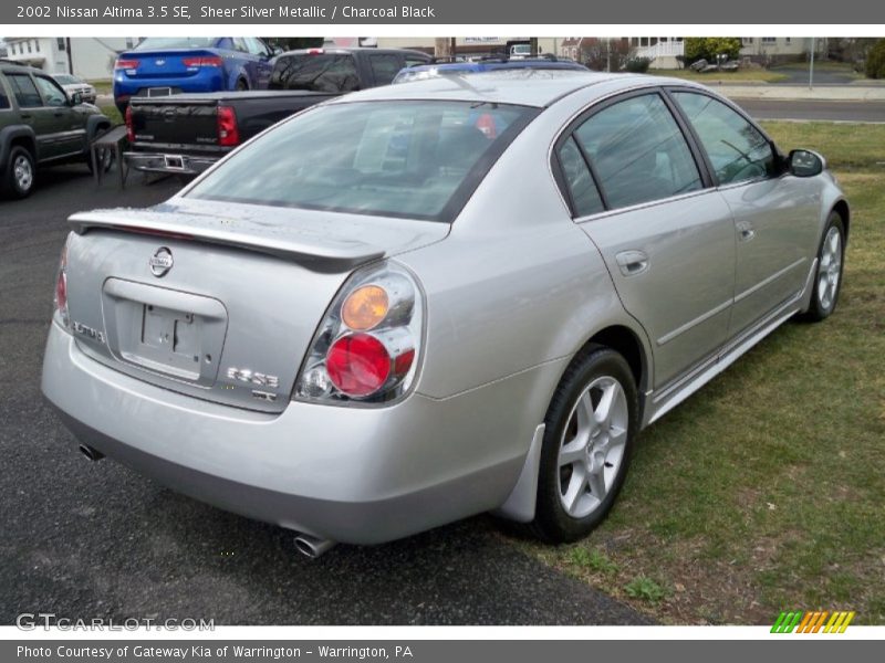 Sheer Silver Metallic / Charcoal Black 2002 Nissan Altima 3.5 SE