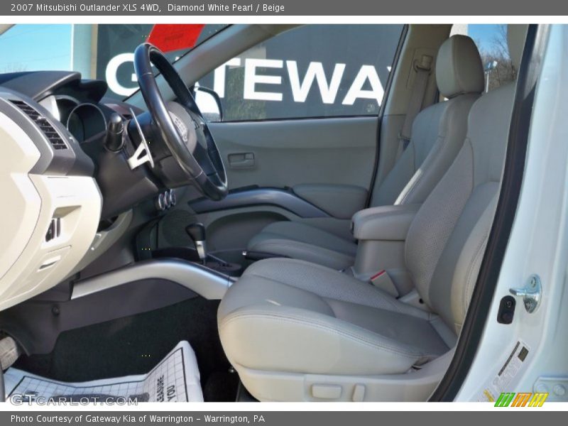 Diamond White Pearl / Beige 2007 Mitsubishi Outlander XLS 4WD