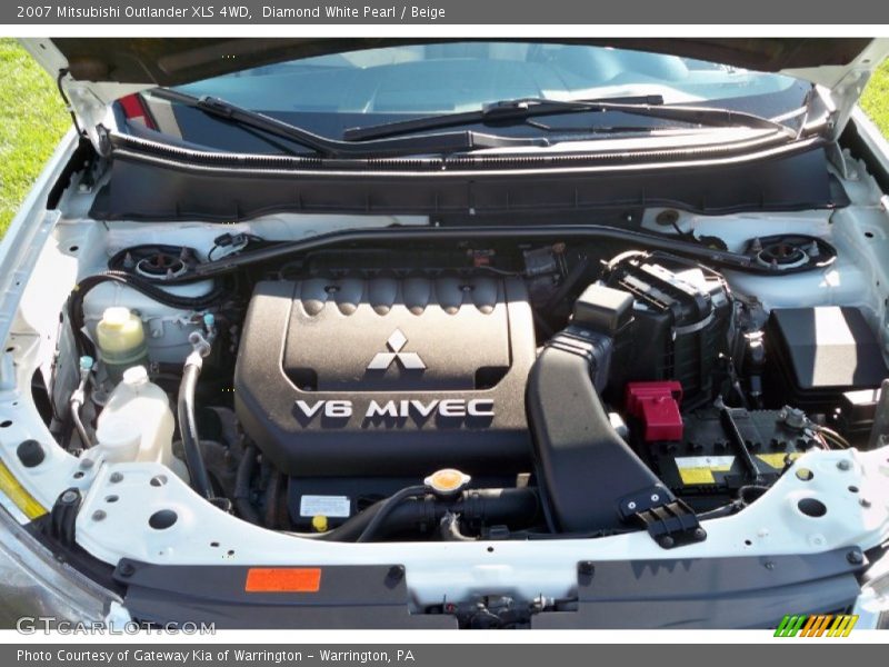 Diamond White Pearl / Beige 2007 Mitsubishi Outlander XLS 4WD