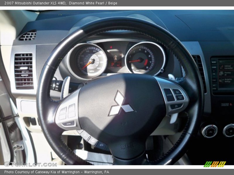 Diamond White Pearl / Beige 2007 Mitsubishi Outlander XLS 4WD