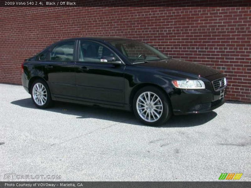 Black / Off Black 2009 Volvo S40 2.4i
