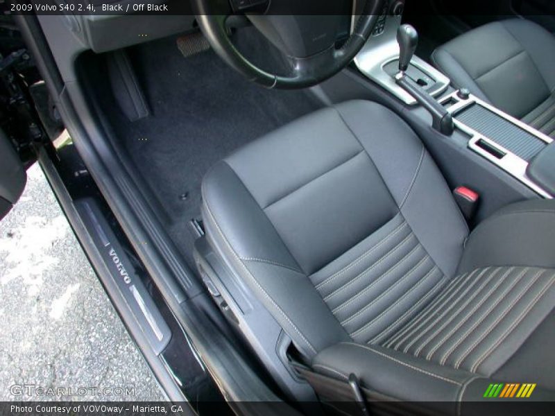 Black / Off Black 2009 Volvo S40 2.4i
