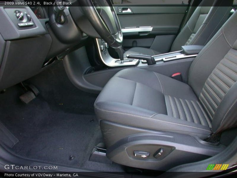 Black / Off Black 2009 Volvo S40 2.4i