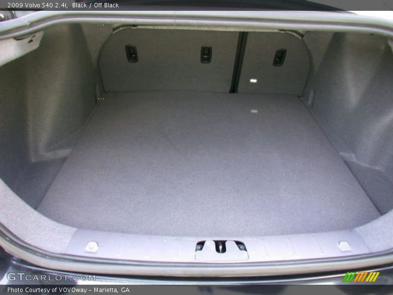 Black / Off Black 2009 Volvo S40 2.4i