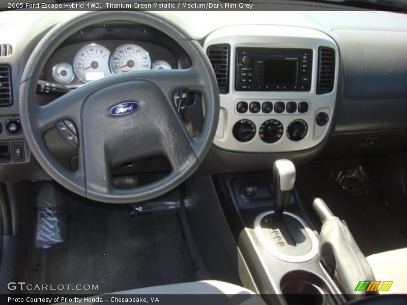 Dashboard of 2005 Escape Hybrid 4WD