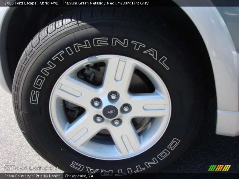  2005 Escape Hybrid 4WD Wheel