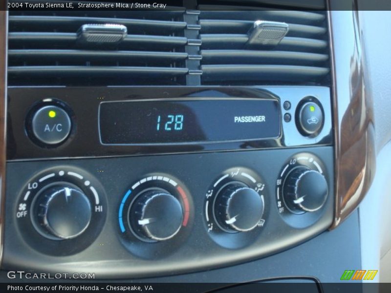 Stratosphere Mica / Stone Gray 2004 Toyota Sienna LE
