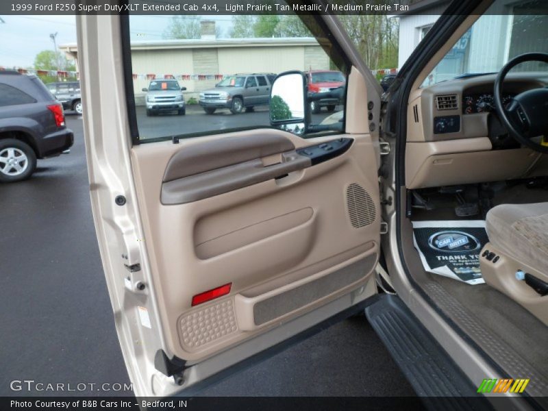 Light Prairie Tan Metallic / Medium Prairie Tan 1999 Ford F250 Super Duty XLT Extended Cab 4x4