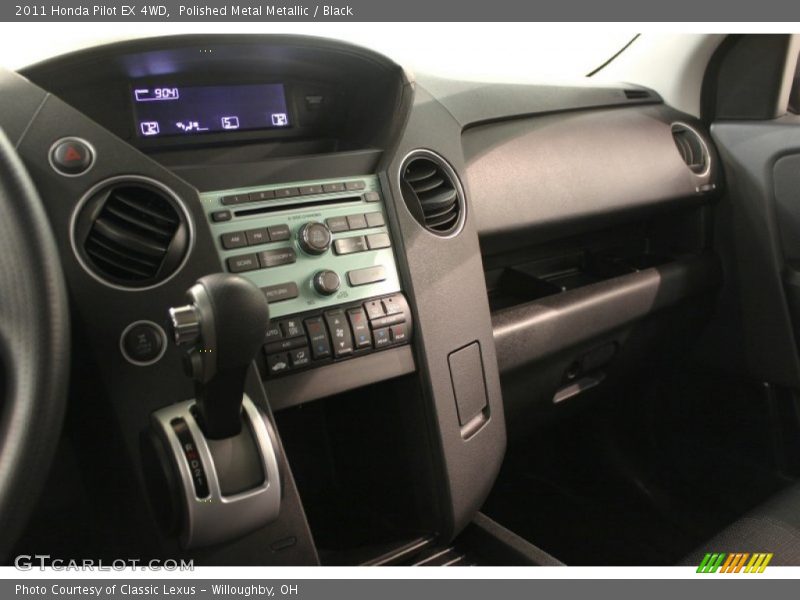 Polished Metal Metallic / Black 2011 Honda Pilot EX 4WD