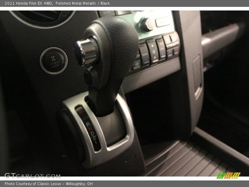 Polished Metal Metallic / Black 2011 Honda Pilot EX 4WD